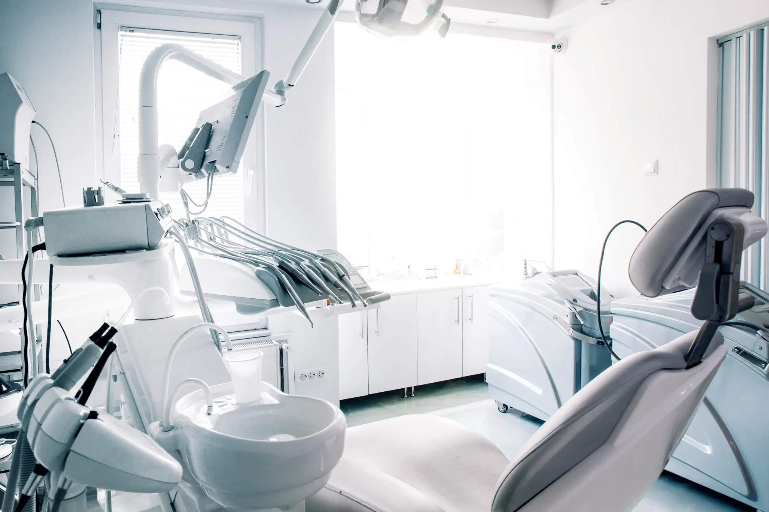 Star Dental treatment room for emergency dental care in Denver and Lakewood