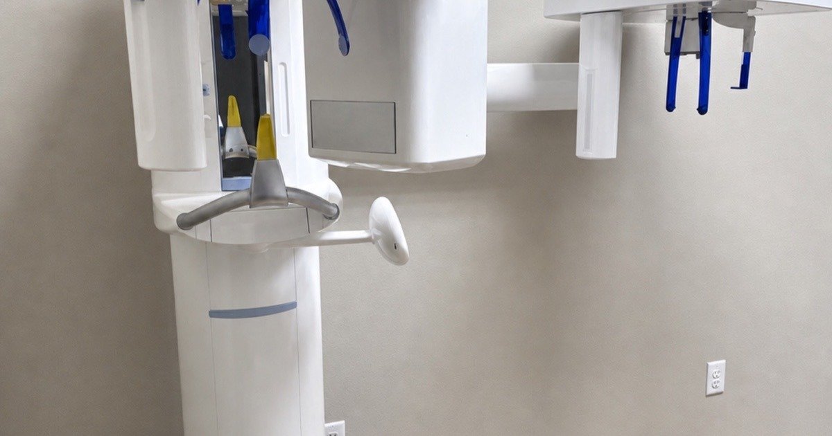 Panoramic dental X-ray equipment at Star Dental in Denver
