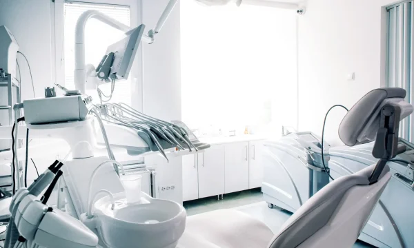 Star Dental treatment room for emergency dental care in Denver and Lakewood